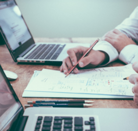 How Much Do Marketing Consultants Make per Hour in the UK?