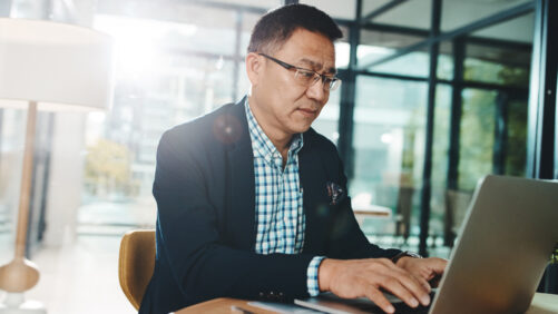 Understanding the Role of a Results-Driven Sales Coach