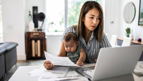 Empowering Professional Mothers The Role of a Mom Career Growth Specialist