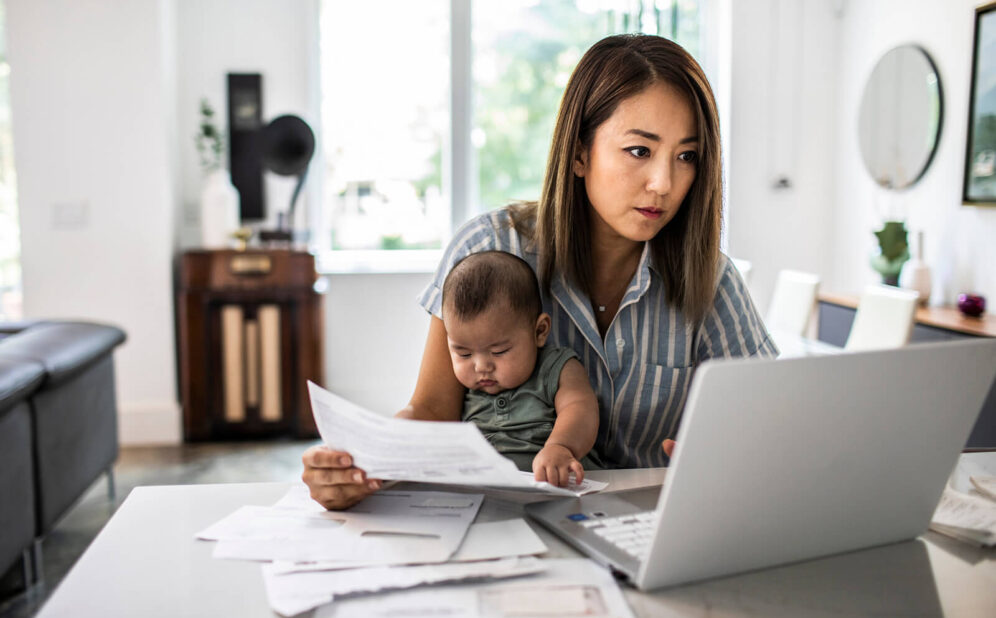 Empowering Professional Mothers The Role of a Mom Career Growth Specialist