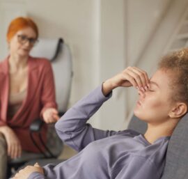 Understanding the Role of a Therapeutic Coach: How They Help You Overcome Emotional and Mental Barriers