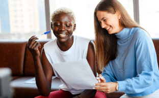 Mindful Coaching Guiding Growth Through Present-Moment Awareness