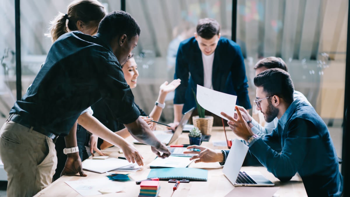 A Smarter Way to Manage Projects, Teams, and Business Operations with Businessly