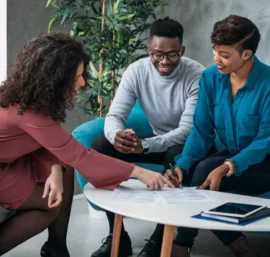 Attachment Style Coach: Guide to Understanding and Transforming Relationship Patterns