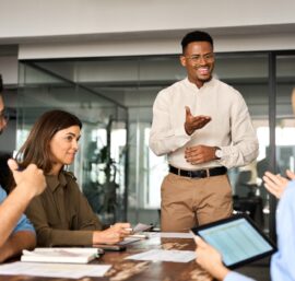 Mastering SaaS Sales: A Complete Guide to Choosing the Right SaaS Sales Course