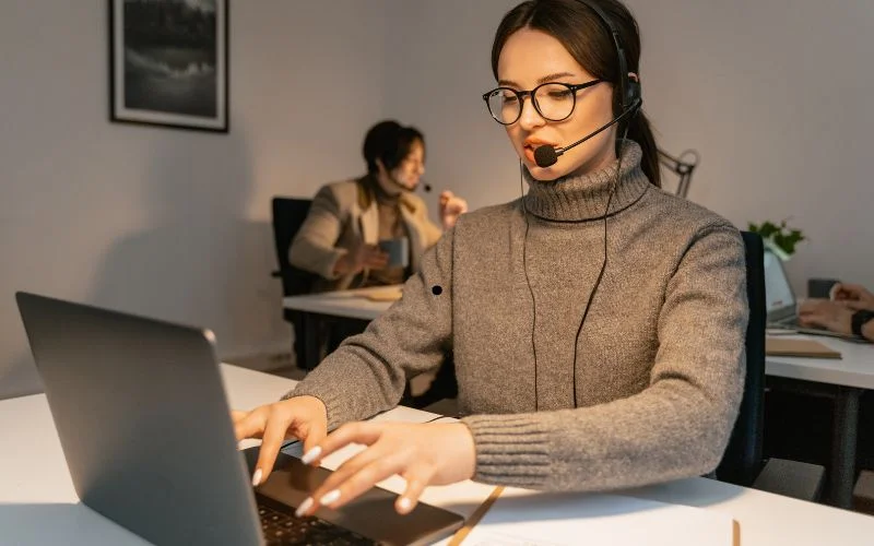 Mastering Skills Through an Appointment Setter Course