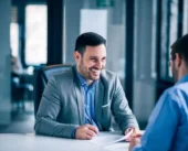 Marketing Agency Sales Closers: How High-Performing Agencies Turn Leads Into Long-Term Clients
